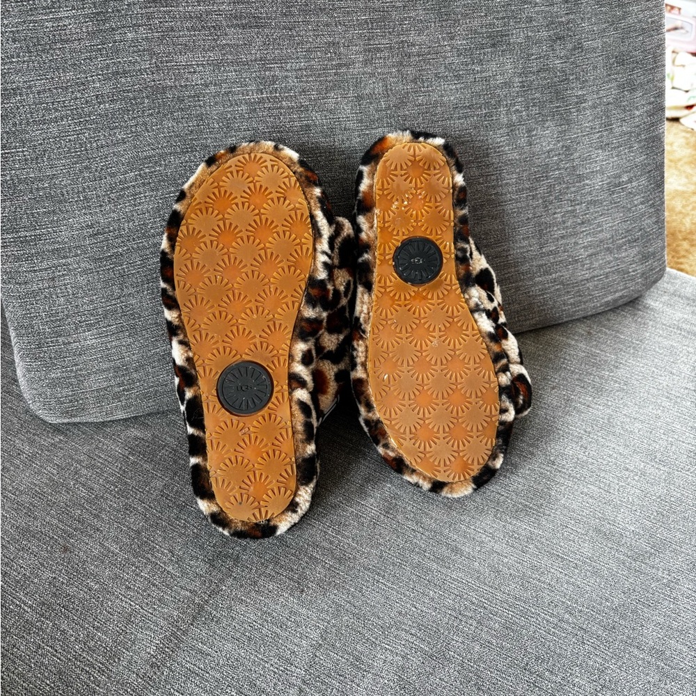 UGG Leopard Fuzz Slide Sandals - Brown/Black/Cream - Picture 7 of 9